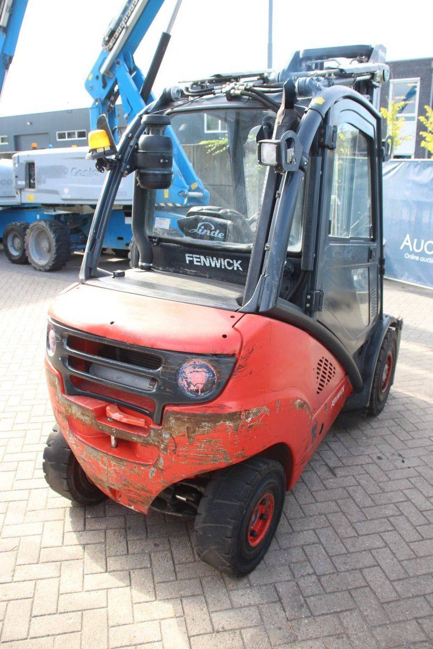 Linde H30D-01 Diesel-Gabelstapler 3000 kg 2012