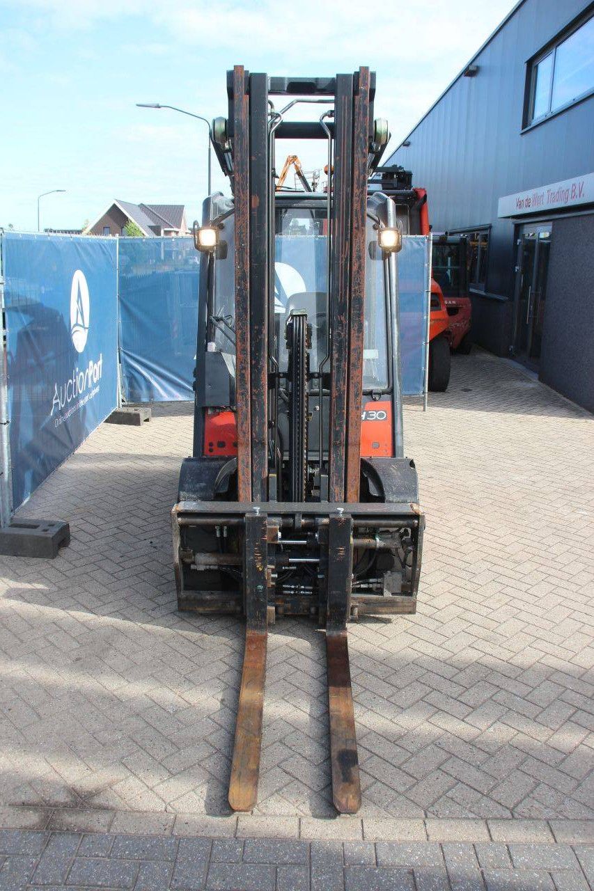 Linde H30D-01 Diesel-Gabelstapler 3000 kg 2012