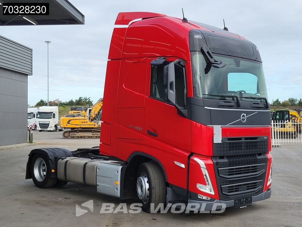 Volvo FH 460 4X2 Mega XL 2x Tanks ACC Navi