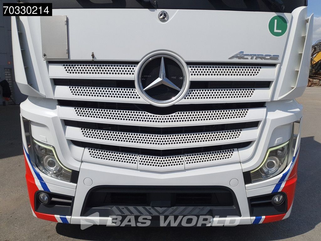Mercedes Actros Actros 1848 4X2 GigaSpace Mega 2x Tanks ACC Navi Standklima