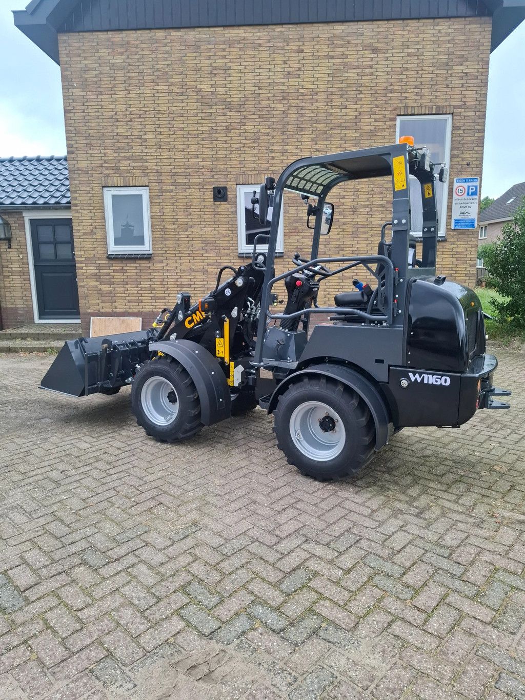 CMH w1160 Mini loader shovel 2.2 tons kubota ( Weidemann )