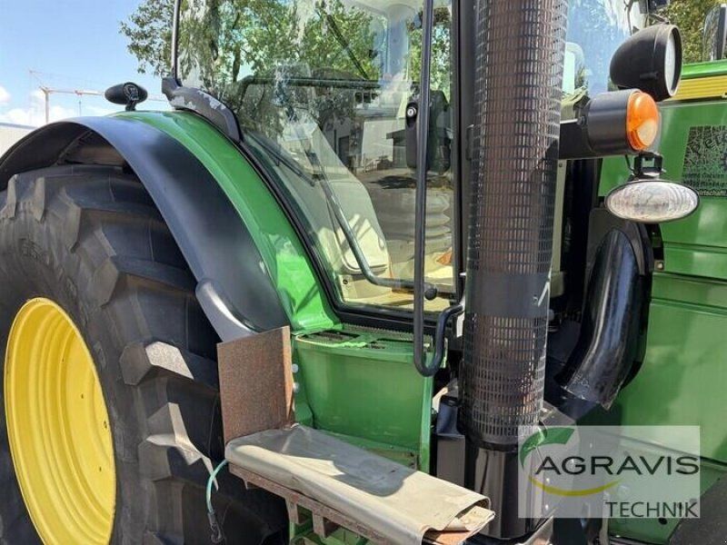 John Deere 6210 R