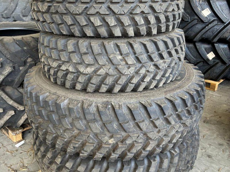 Fendt Nokian Räder 360/80R24 u. 440/