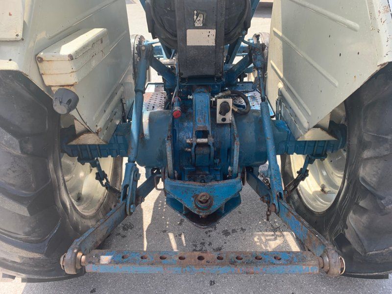Ford 4000