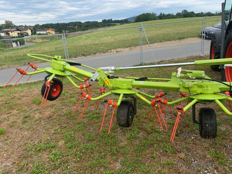 Claas Volto 900