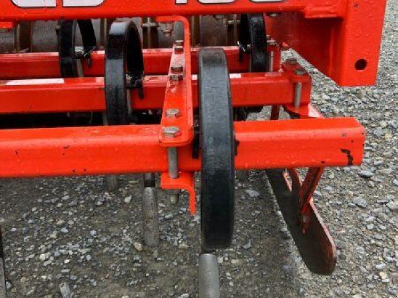Kuhn CD 400 + ACCORD SÄCOMPACTOR
