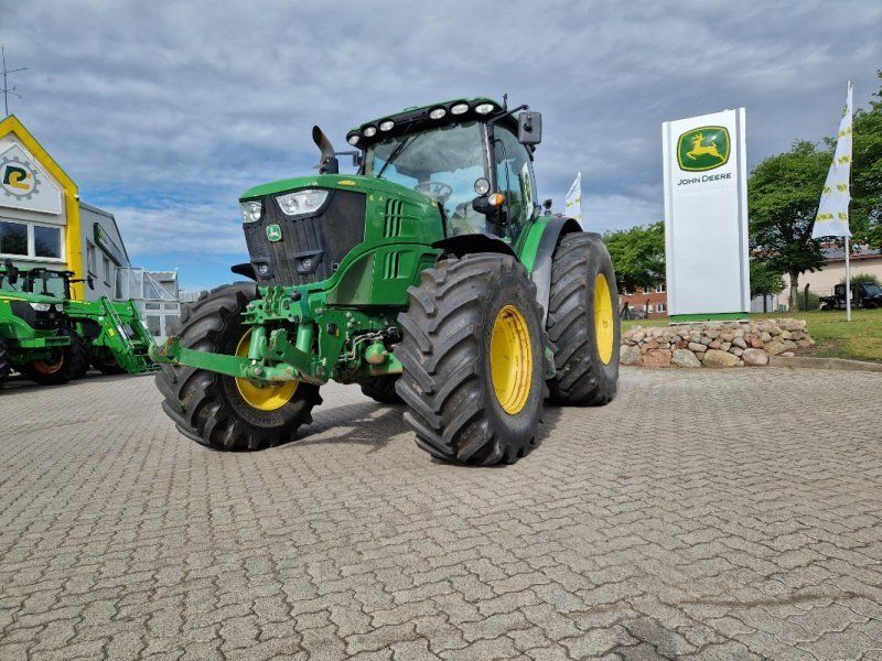 John Deere 6215R DirectDrive