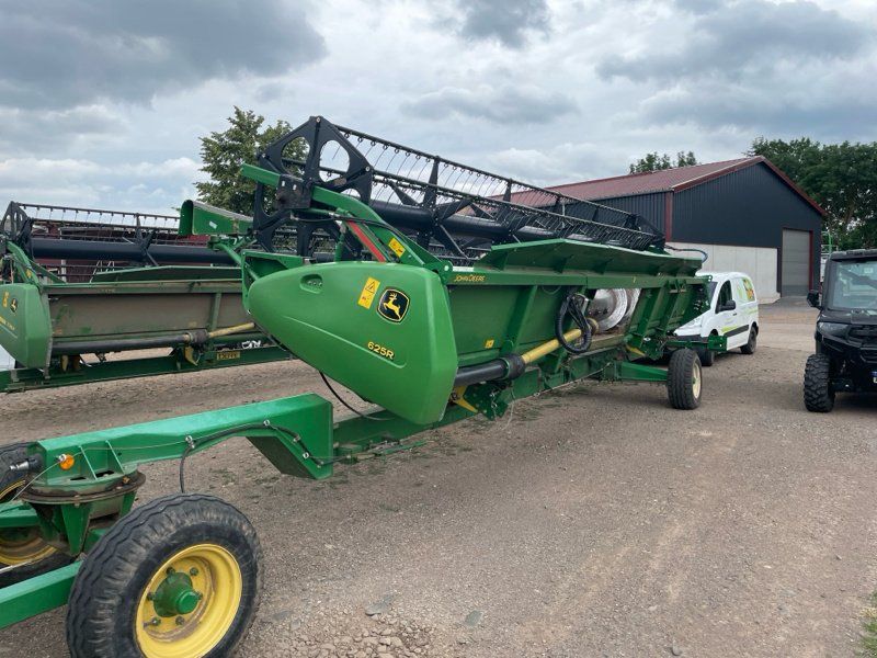 John Deere S670 4x4