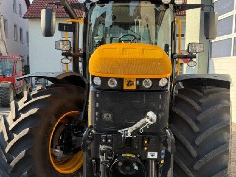 JCB Fastrac 4220 iCON
