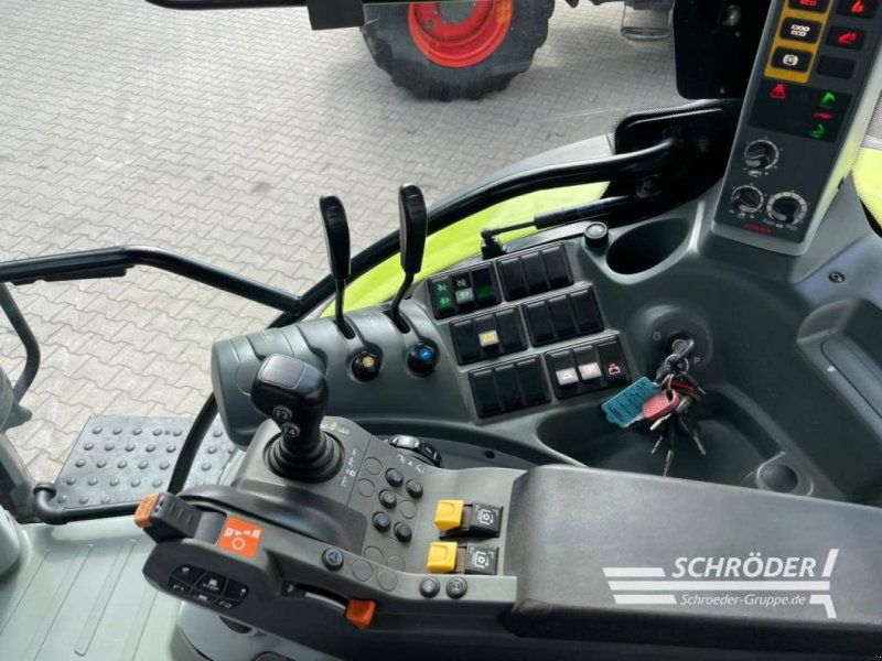 Claas ARION 510