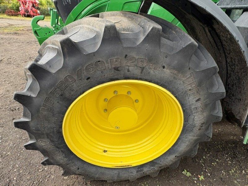 John Deere 6R130