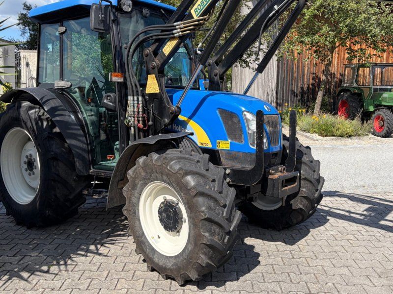 New Holland TN 70 DA