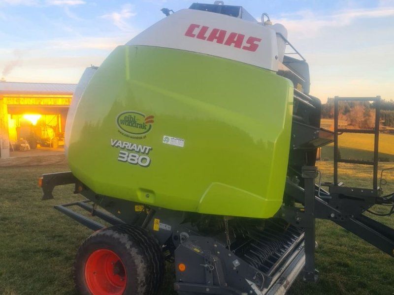 Claas Variant 380 RC