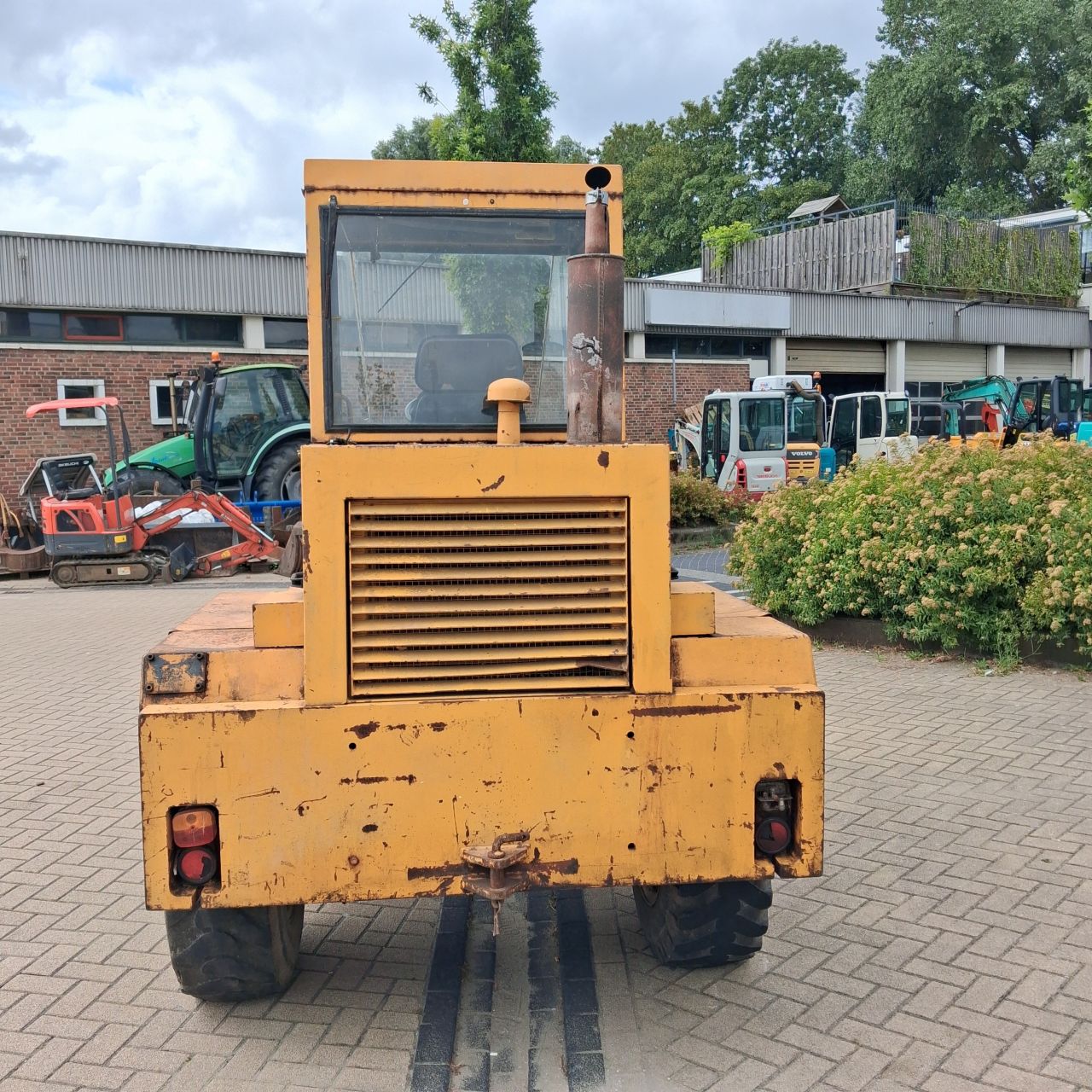 Schaeff SKL830 Shovel.