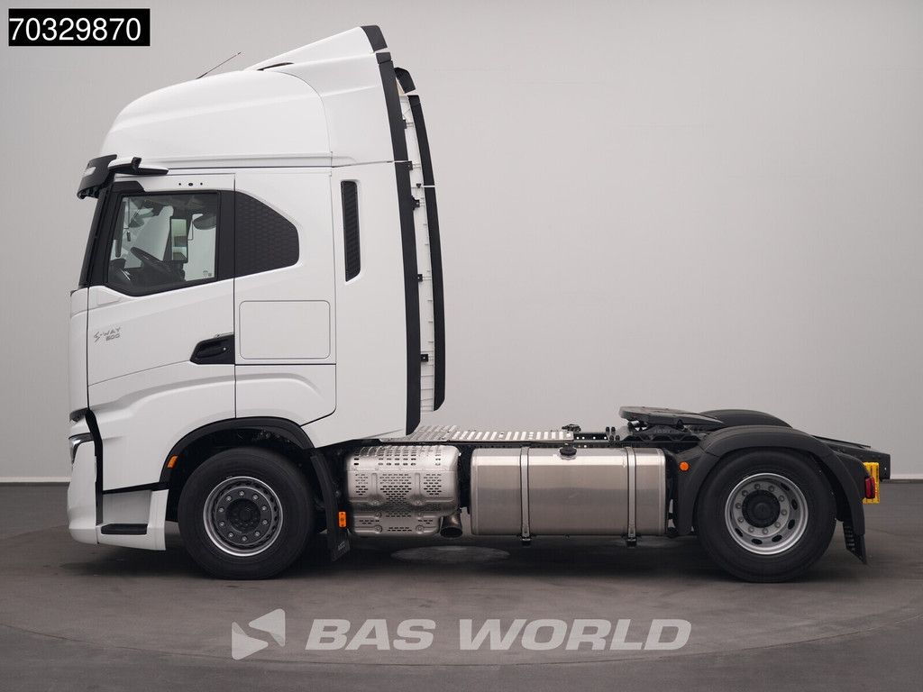 Iveco S-Way 500 4X2 NEW! HPEB ACC 2x beds Mirrorcams 2x tanks Parking Cooler