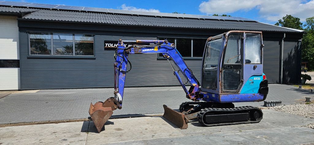 Hitachi Armand AX 22-2