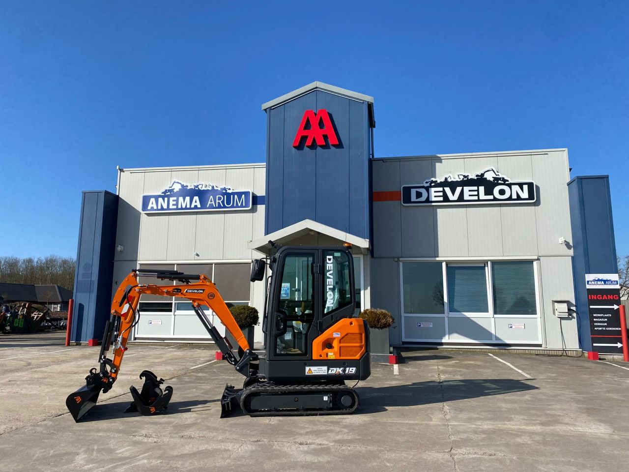 Develon DX19-7