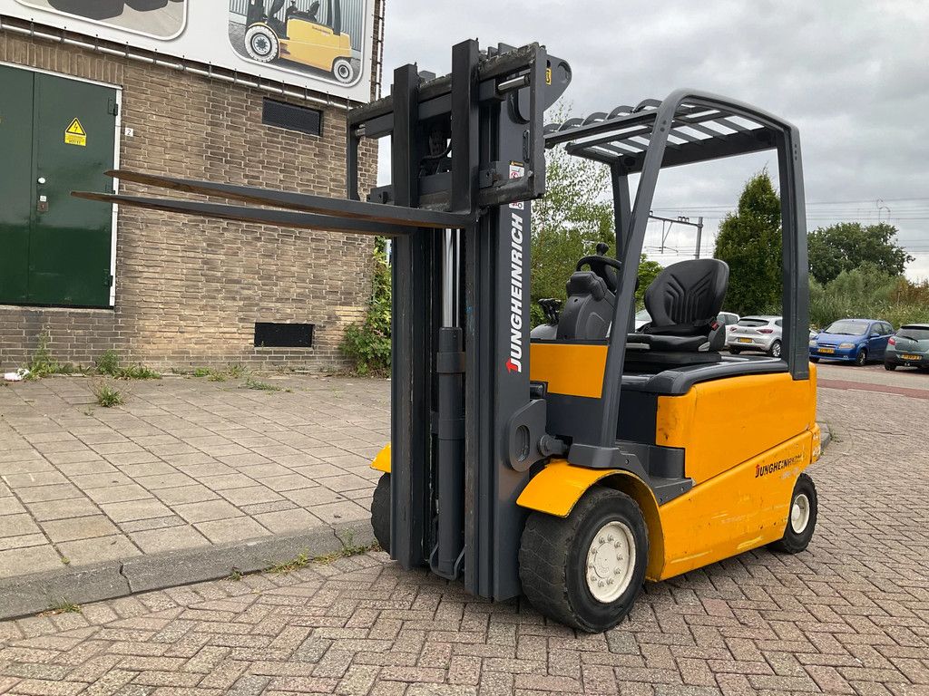 Jungheinrich EFG430 3000KG 4.70METER HEFTRUCK