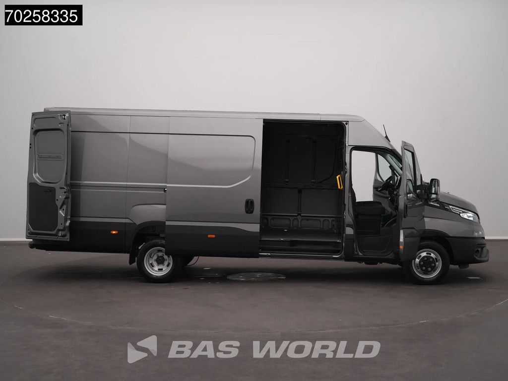 Iveco Daily 35C21 BPM VRIJ! 3.0L Automaat 210PK L3H2 2025-Model Dubbellucht 3,5t Trekvermogen ACC LED CarPlay Camera Parkeersensoren Velgen 16m3 Euro6 L4H2 16m3 Airco