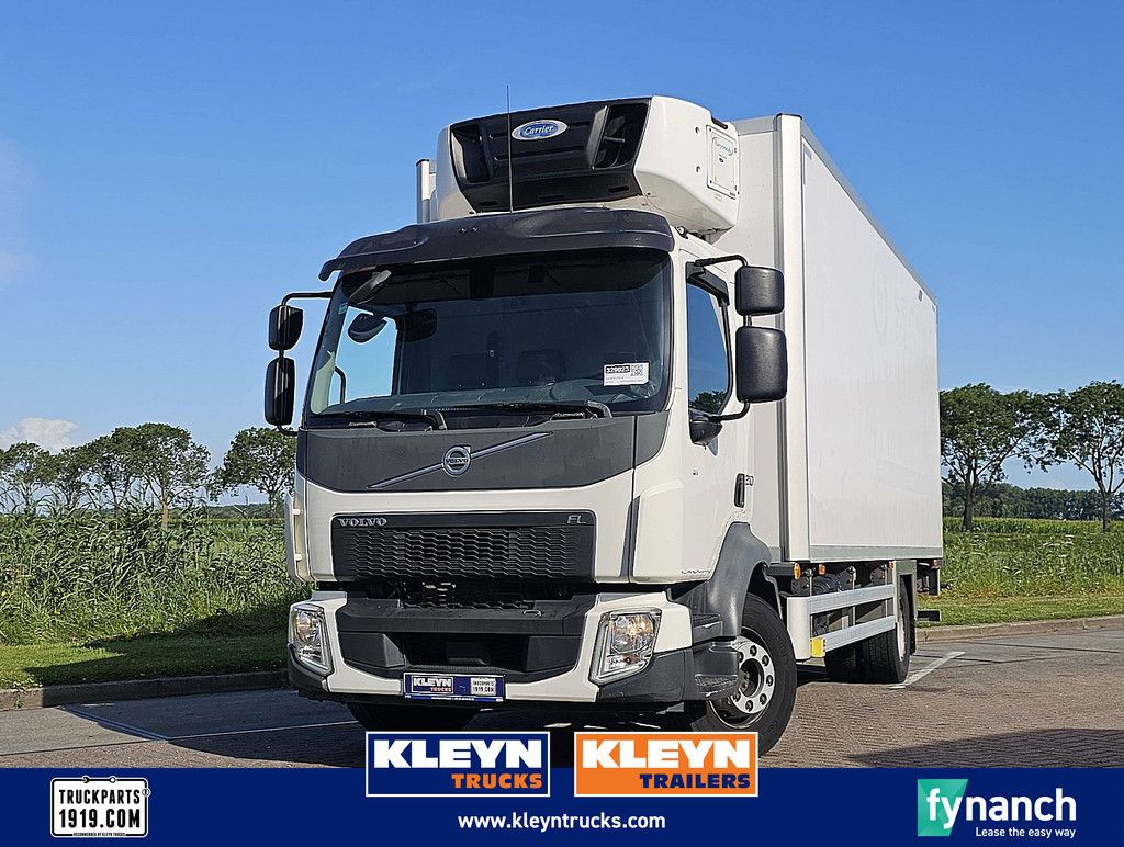 VOLVO FL 210.14 carrier taillift