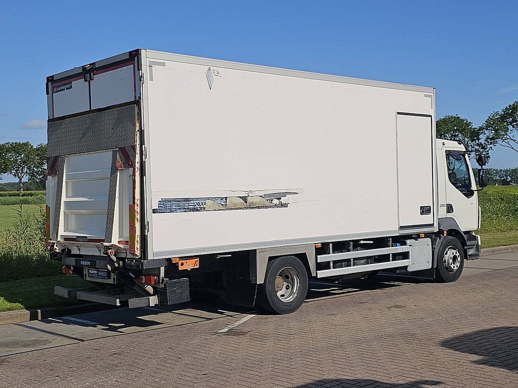 VOLVO FL 210.14 carrier taillift