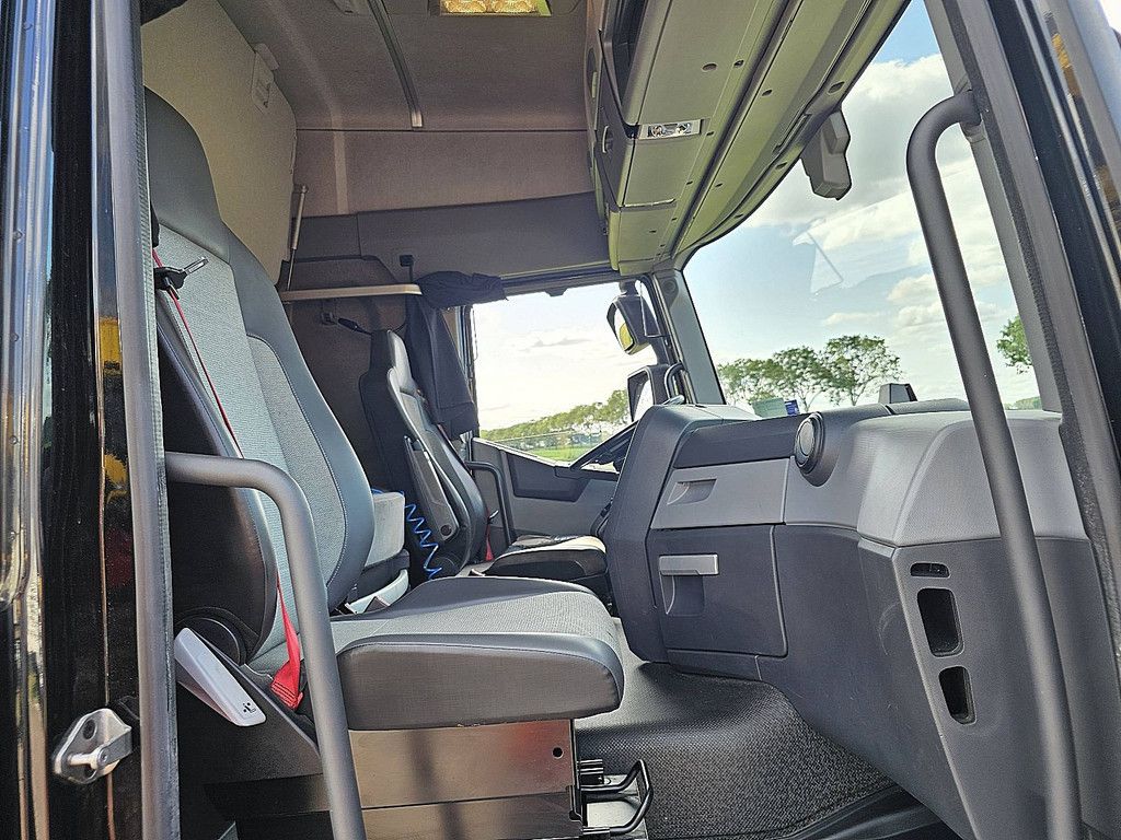 RENAULT T 460