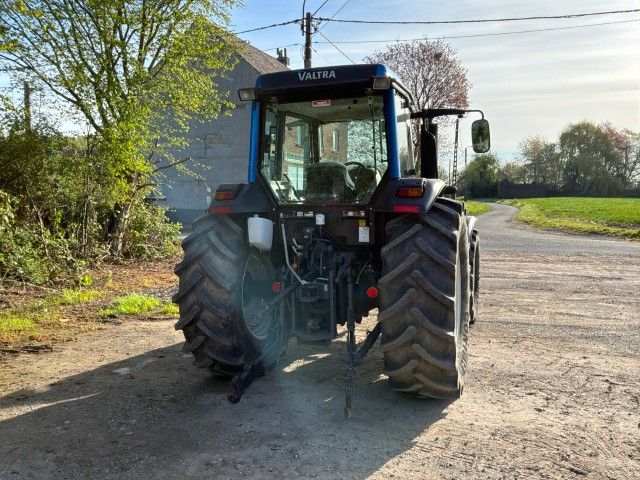 2013 Valtra A93 Farm Tractor