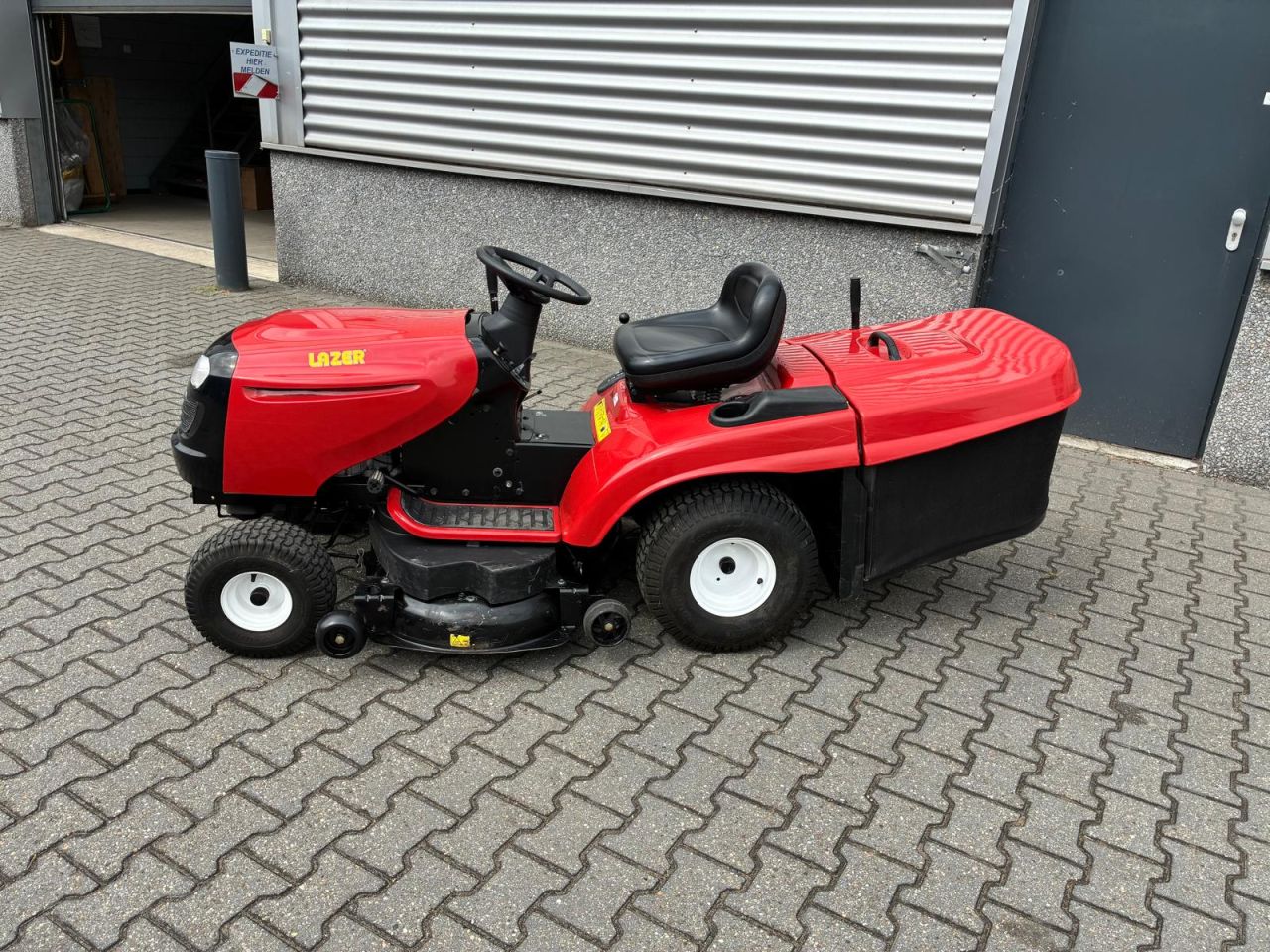 Husqvarna / Lazer 155-107HRB zitmaaier