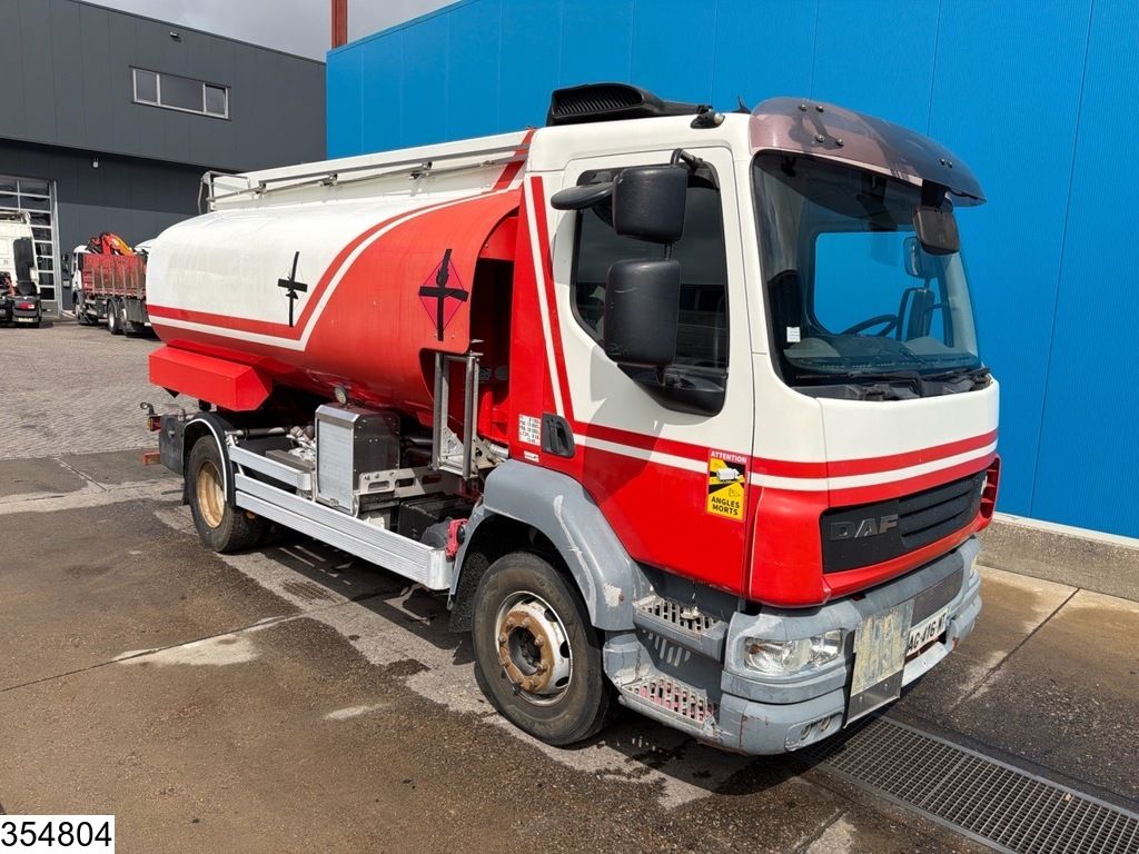 DAF LF 250 Fuel, 11300 liter, 4 Comp, Magyar, Manual