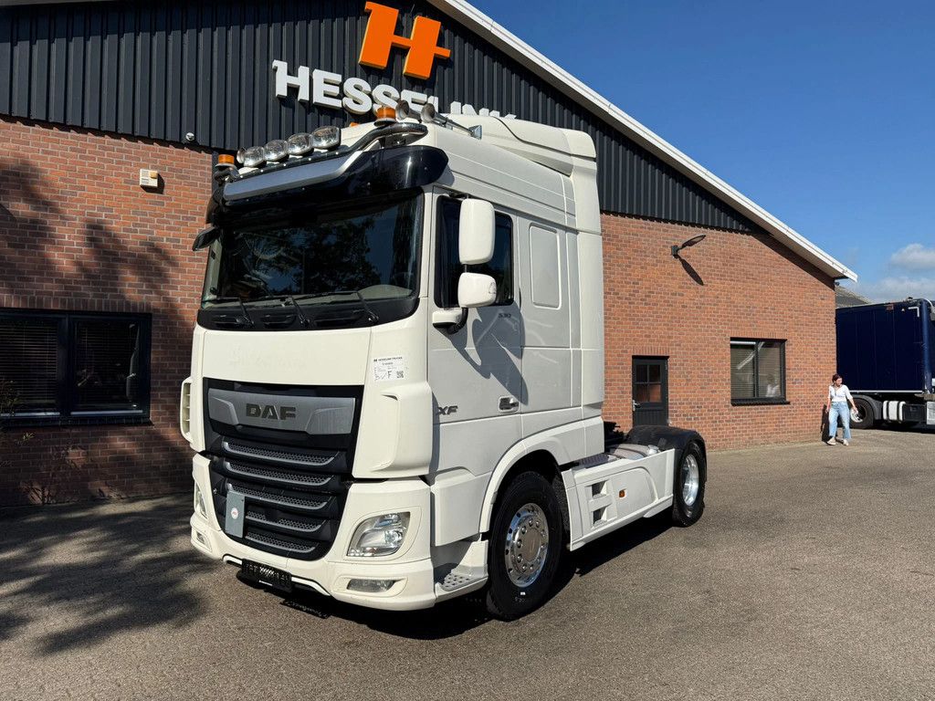 DAF XF 530 RetarderPTO/Hydraulic Standairco German truck