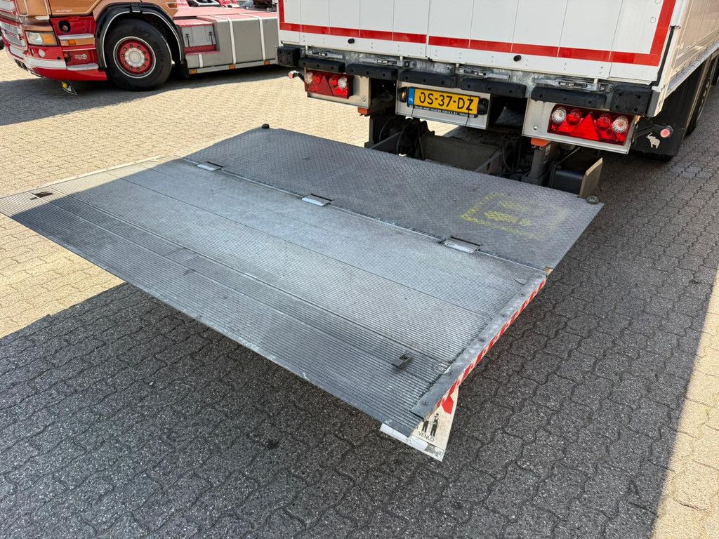 Schmitz Cargobull SCB S*2 Iso Koffer 2500KG LBW Palletkist APK 01-2027