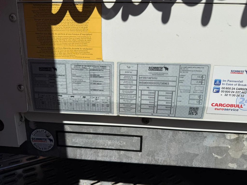 Schmitz Cargobull SCB S*2 Iso Koffer 2500KG LBW Palletkist APK 01-2027