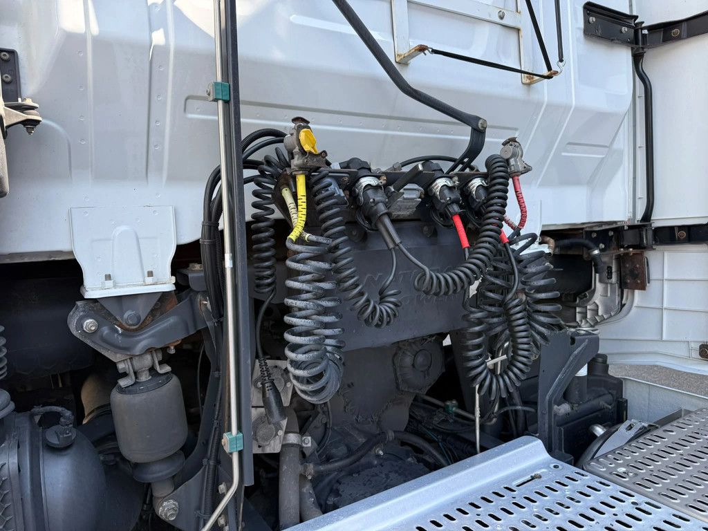 Iveco S-WAY 460 LNG Retarder Leren Bekleding NL Truck APK/TUV -2027 - Top condition