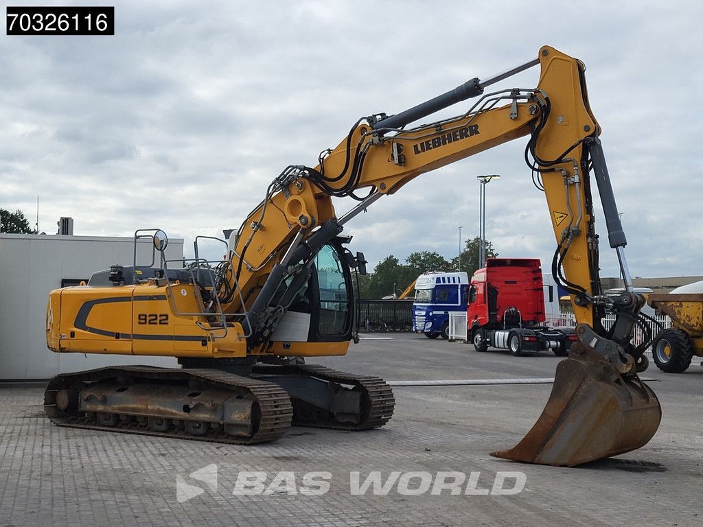 Liebherr R922 LC