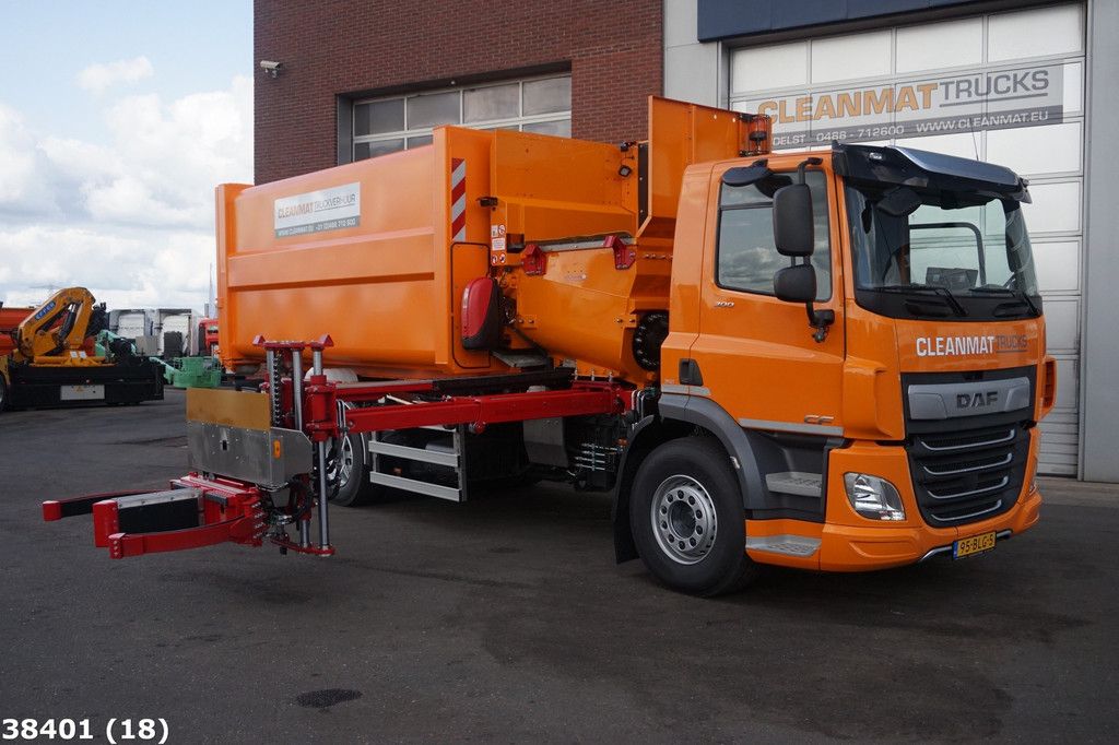DAF FAN CF 300 Zijlader
