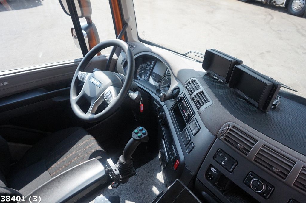 DAF FAN CF 300 Zijlader