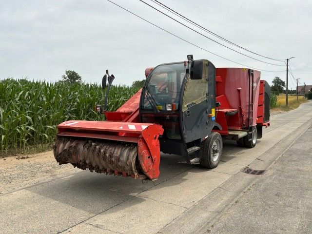 2007 Kuhn SPV10 selbstfahrender Futtermischer