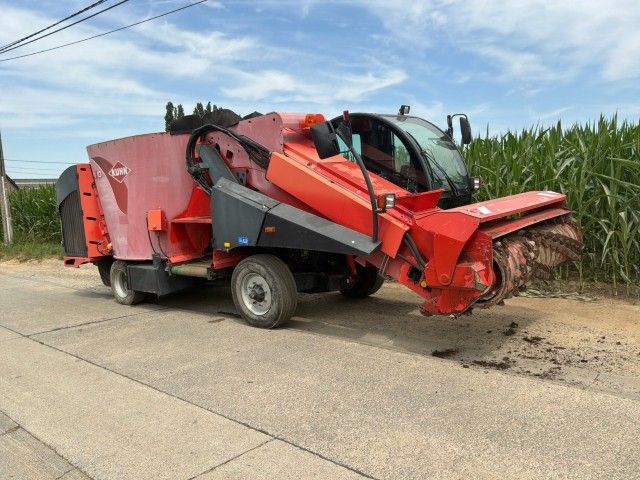 2007 Kuhn SPV10 selbstfahrender Futtermischer