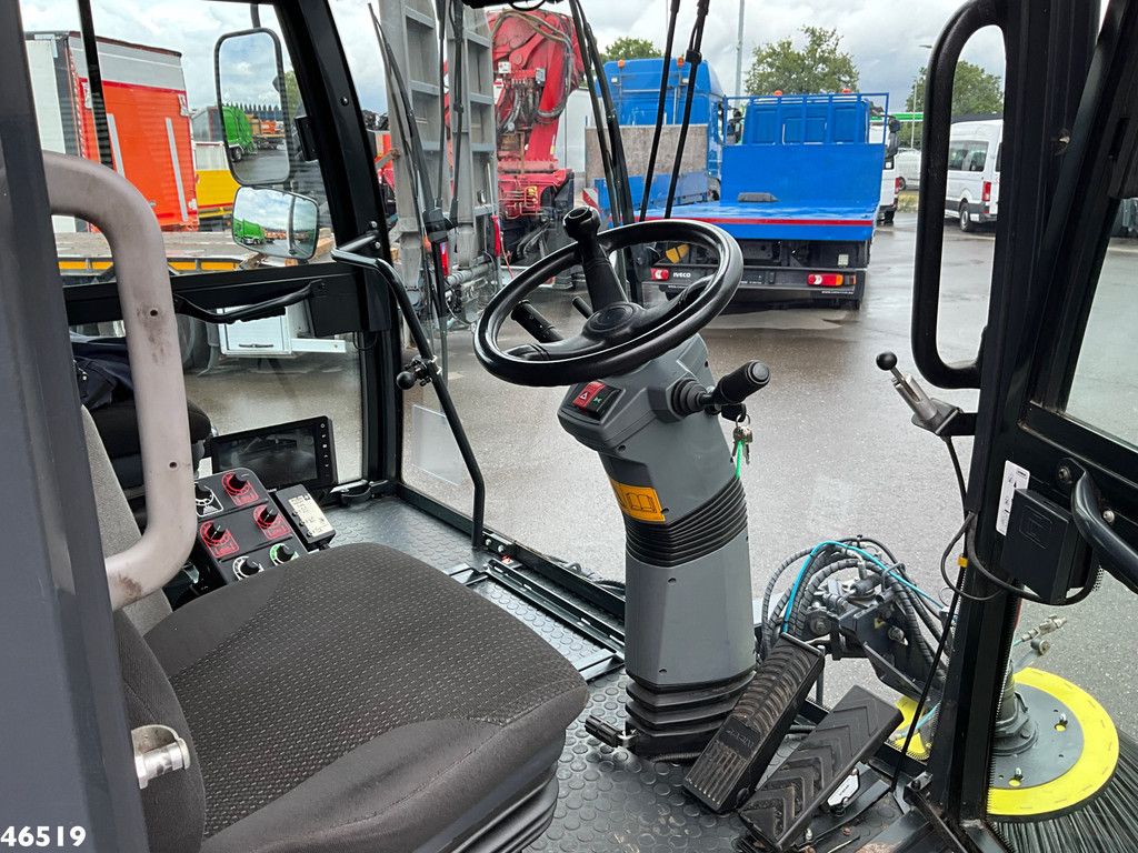 Schmidt Compact 400 Euro 6 with 3-rd brush