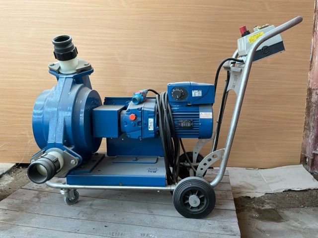 2006 PCM DD1 SSC Mobile Wastewater Pump with Frequency Control