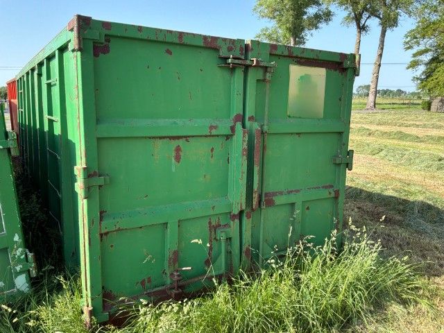 Construction trailer