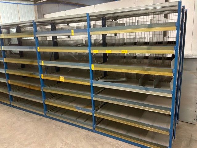 Double-sided shelving unit