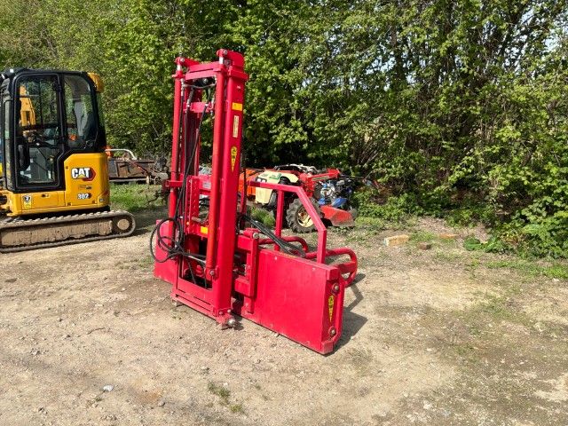 Wifo BKP-UD & HMD-280 Bale Clamp with Lifting Mast