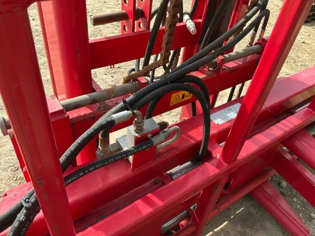 Wifo BKP-UD & HMD-280 Bale Clamp with Lifting Mast