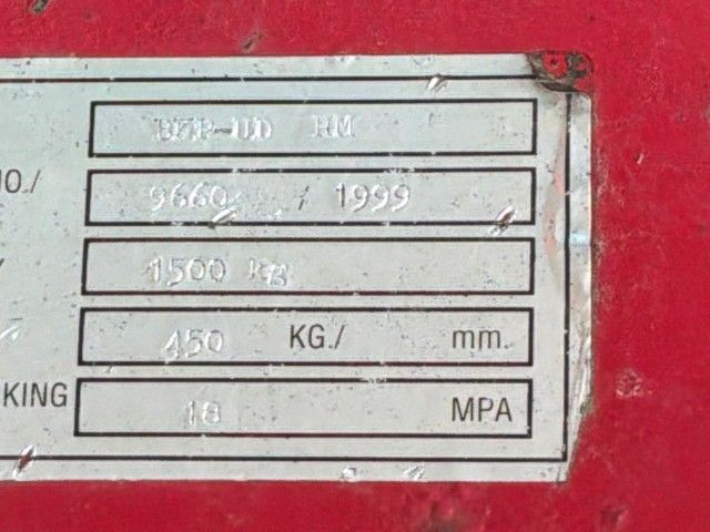 Wifo BKP-UD & HMD-280 Bale Clamp with Lifting Mast