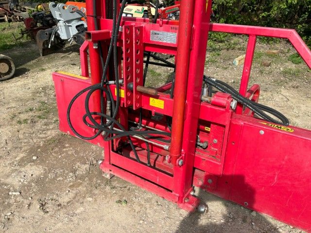 Wifo BKP-UD & HMD-280 Bale Clamp with Lifting Mast