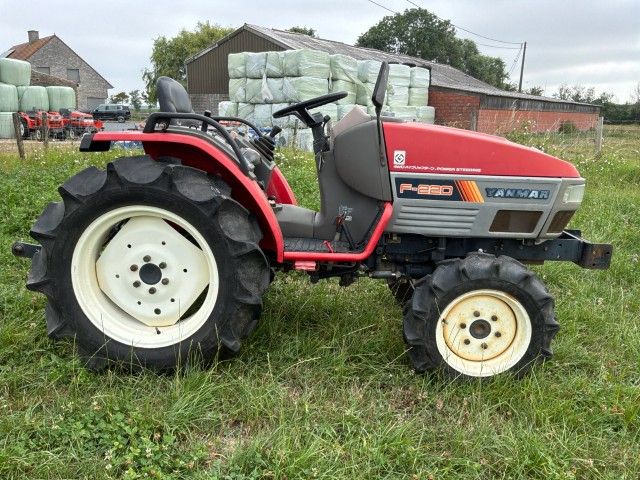 Yanmar F-220 Four-Wheel-Drive Mini Tractor