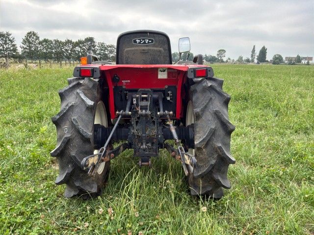 Yanmar F-220 Four-Wheel-Drive Mini Tractor