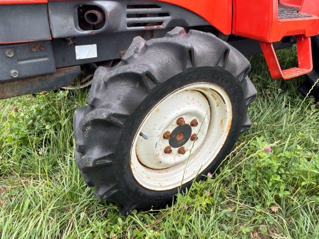 Kubota Saturn X-20 Four-Wheel-Drive Mini Tractor