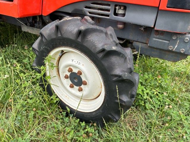 Kubota Saturn X-20 Four-Wheel-Drive Mini Tractor